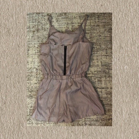 🤍 Vera Moda Silk Romper 🤍 - Picture 2 of 2